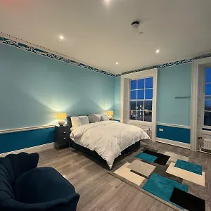 Deluxe Georgian 1 Private Guest house